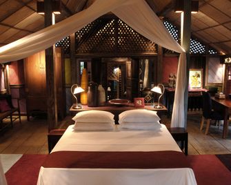 Bon Ton Resort Langkawi - Langkawi - חדר שינה