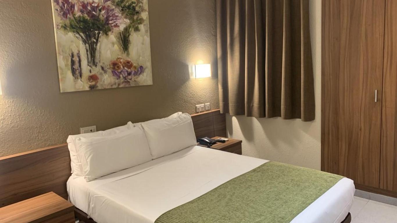 Pension Iznajar Barcelona