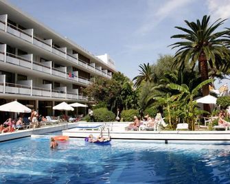 Hotel Arenal - Sant Antoni de Portmany - Pool