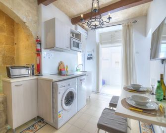 Charming house in the heart of Valletta CPAC1-3 - Valletta - Kitchen