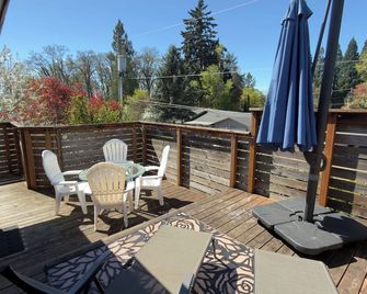 Oregon Wine Zimmer - McMinnville - Balcony