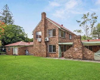 MetaWise Cozy Family Room3 in Shared Home Free Parking - Castle Hill