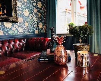 Åhus Gästgivaregård - Ahus