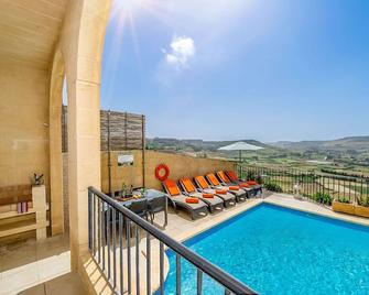 The Blue House Holiday Home - Xagħra - Pool