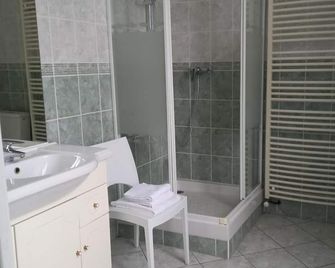 Château de Buchy - Chérisey - Bathroom