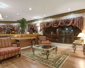 Hallmarc Inn & Suites of West Memphis - West Memphis