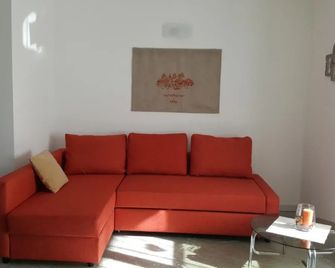 Chiavenna Suite - Chiavenna - Sala de estar