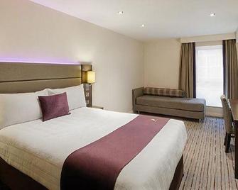 Premier Inn Hayes, Heathrow - Hayes - Bedroom