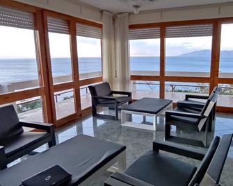 L'Oasi - Cala Gonone - Wohnzimmer