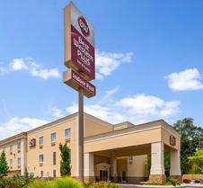 Best Western Plus Eastgate Inn & Suites