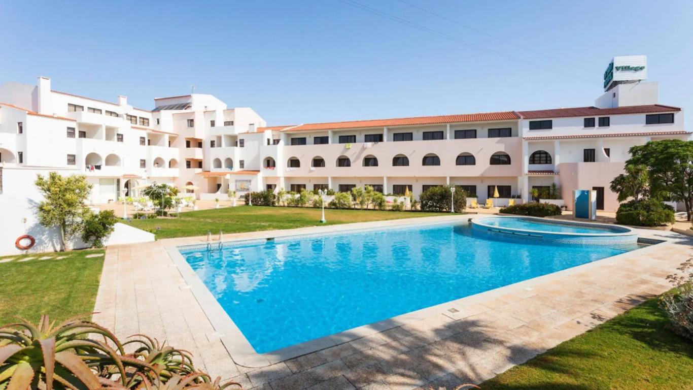 Don Tenorio Aparthotel