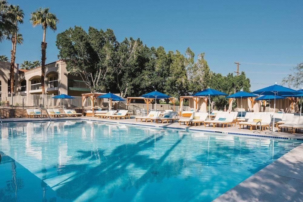 Ivy Palm Resort and Spa - פאלם ספירנגס - בריכה