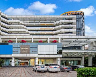 Home Inn Guangzhou Tianpingjia Metro Station Guangzhou Avenue North Branch - Guangzhou - Bygning