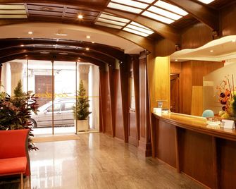 Hotel Cordón - Burgos - Resepsjon