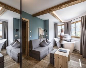 Strasserwirt - Ansitz zu Tirol - Strassen - Living room