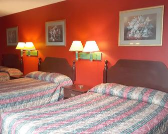 Liberty Inn - Monticello - Bedroom