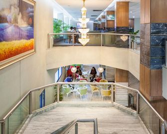 Seagull Hotel Limited - Cox's Bazar - Лоббі