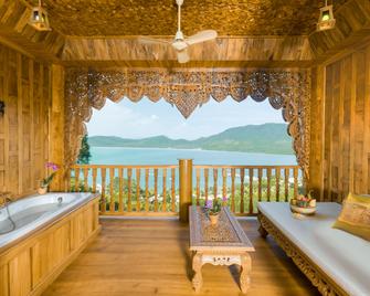 Santhiya Koh Yao Yai Resort & Spa - קו יאו יאי - מרפסת