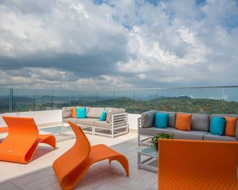 15B Stunning Oceanfront Views Panama Resort Life - Ciudad de Panamá - Balcón