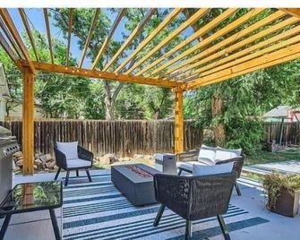 Stunning Westside Gem Old Colorado City Colorado Springs - Colorado Springs - Pati