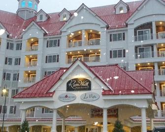 Riverwalk Resort at Loon Mountain with balcony & mountain view - Lincoln - Edificio
