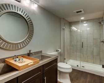 The Mantissa Hotel - Hartsville - Baño