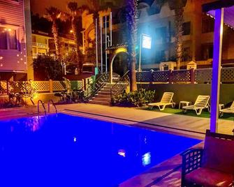 Latino Hotel - Kemer - Piscine