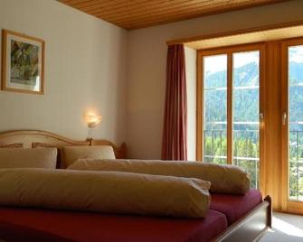 Hotel Preda Kulm - Bergün Filisur - Bedroom