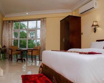 Eagles Nest In. Hotel - Tarkwa - Habitación