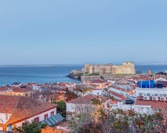 Ela Tenedos Hotel - Special Category - Bozcaada - Edificio