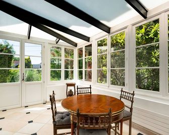 L'Ile des Iris - à 200 m de la plage - Ver-sur-Mer - Dining room