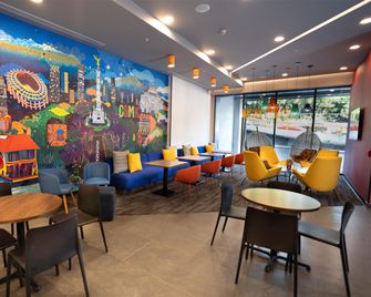 Tru by Hilton Mexico City Airport - Mexico by - Resepsjon