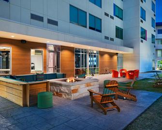 Aloft Austin Southwest - Austin - Patio