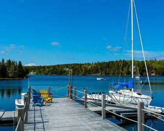 Coffee With A View Of Deep Cove - Chester
