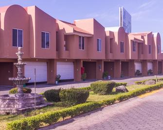 Motel LA Autoparador - Morelia - Edificio
