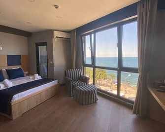 تاسليمان أوتل - يالوفا - غرفة نوم