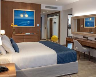 Nana Princess Suites Villas & Spa - Hersonissos - Bedroom