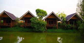 Cozy Resort - Pran Buri - Building