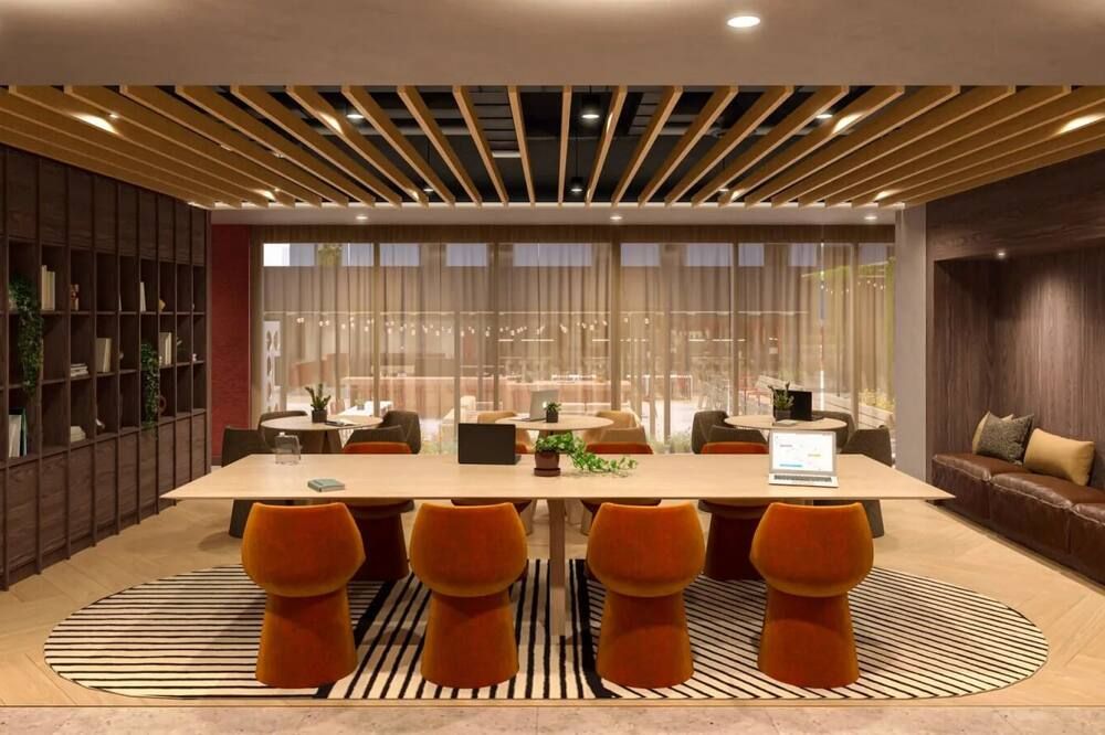 Soto House Pamplona - Pamplona - Lounge