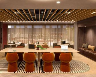 Soto House Pamplona - Pamplona - Lounge