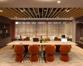 Soto House Pamplona - Pamplona - Lounge