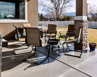 Montague Manor' W&D, Hot Tub, Queen Beds, Sleeps6 - Bluffdale - Balcón