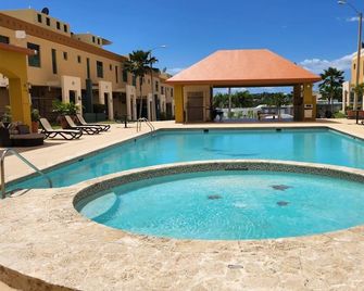 Enjoy the beautiful beach villa of Boqueron. Relax in stress-less beach ambiance - Boqueron - Pool