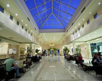 Hurghada Coral Beach Hotel - Hurgada - Lobby