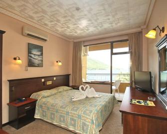 Hotel Golmar Beach - İçmeler - Bedroom