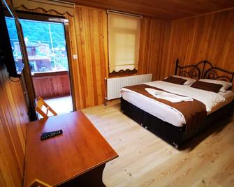 Uzungol Huzur Otel - Uzungöl - Bedroom