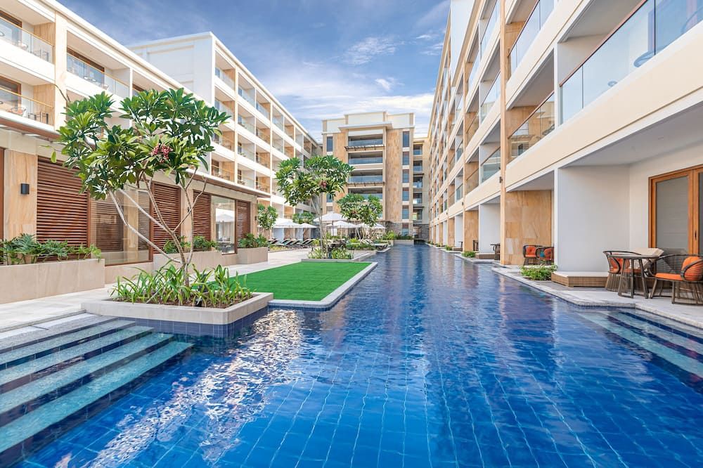 Henann Premier Coast Resort - פנגלאו