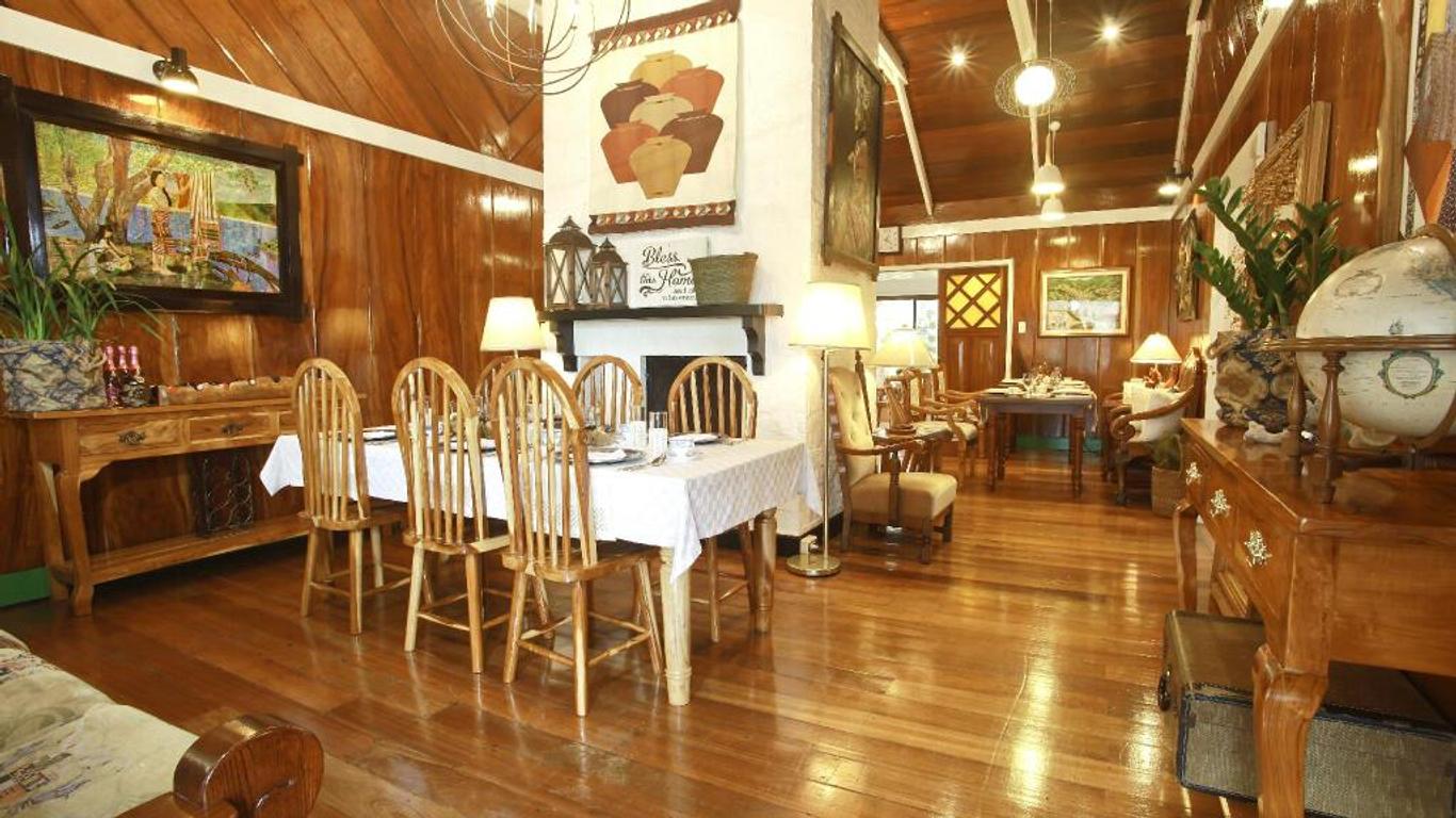 Guest Haven Chalet Baguio Bed And Breakf