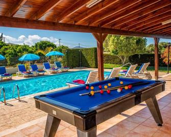 Androniki Luxury Villa Sea Views Pool Bbq Wifi A/C - Neo Chorio - Piscina