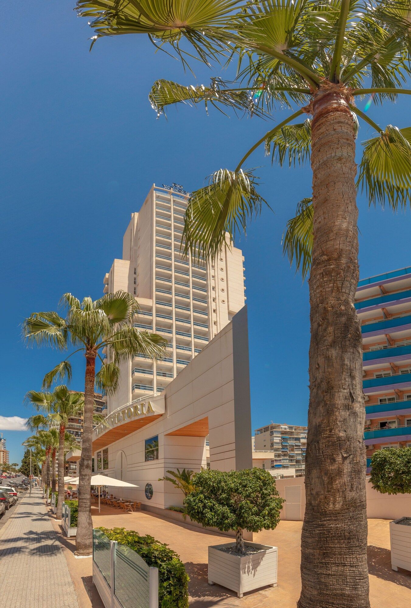 Hotel RH Victoria thumbnail 2